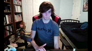Straightwhiteboy21  14-05-2021